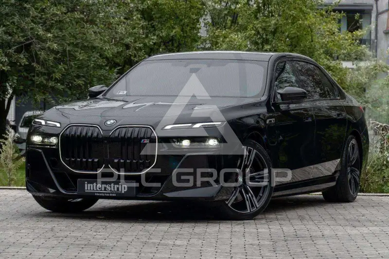 2025 BMW 760