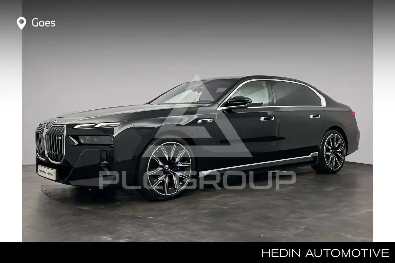 2025 BMW 760