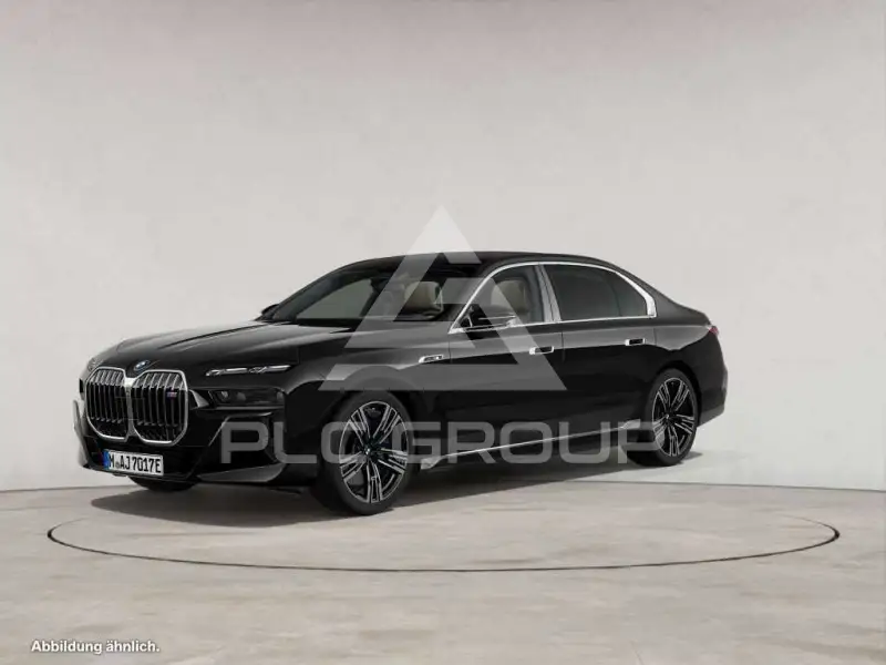 2025 BMW 760