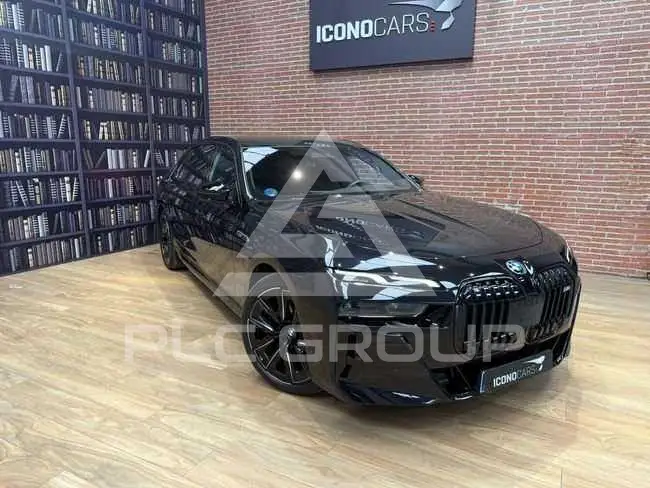 2025 BMW 760