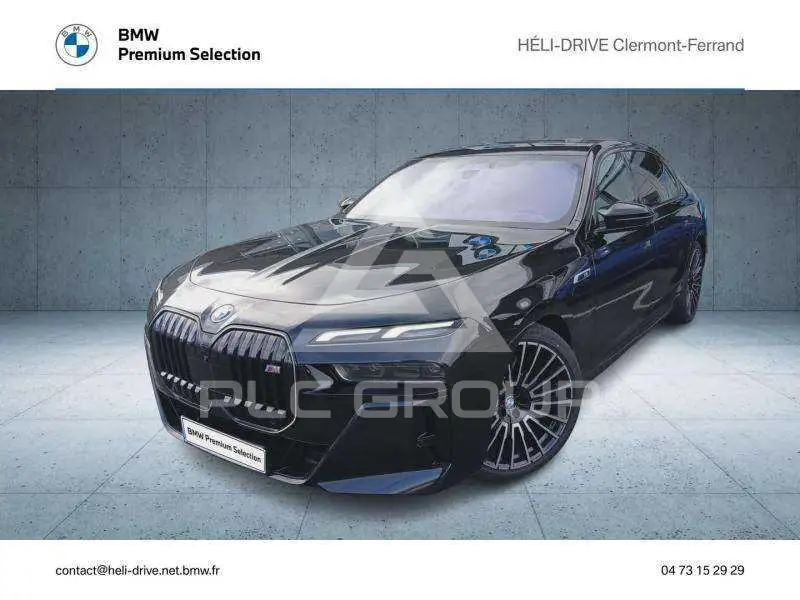 2025 BMW 760