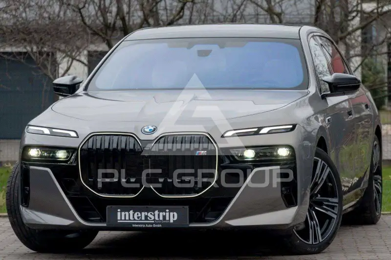 2025 BMW 760