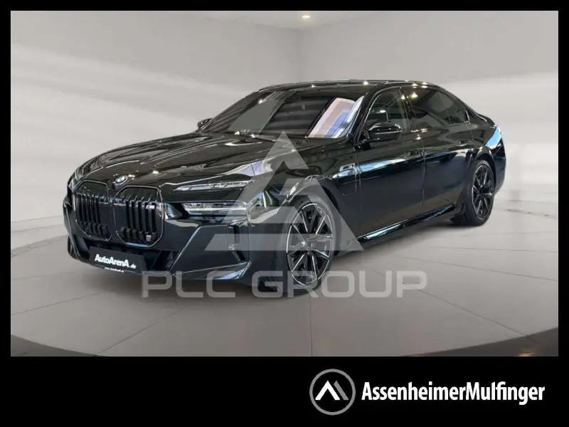 2025 BMW 760
