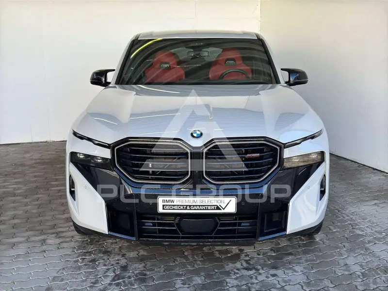 2025 BMW XM