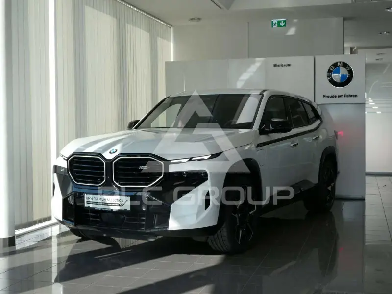2025 BMW XM