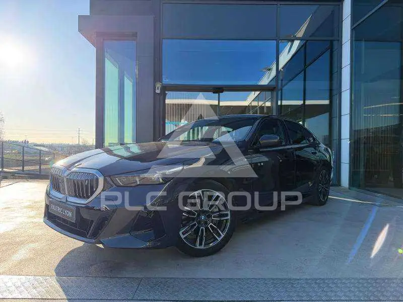 2025 BMW I5