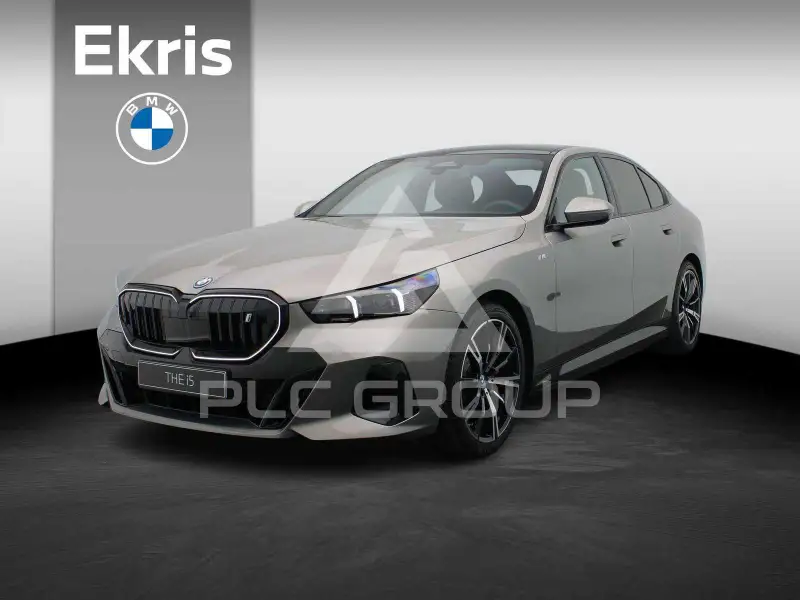 2026 BMW I5