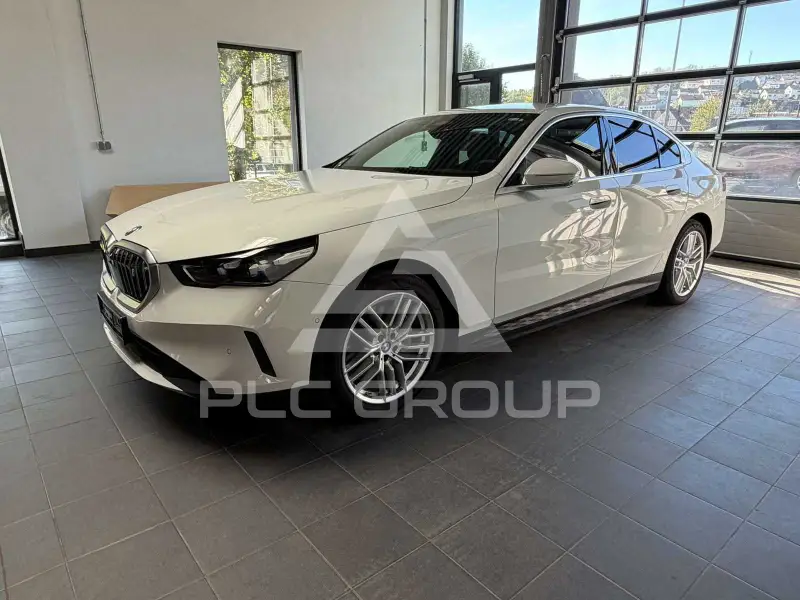 2025 BMW I5