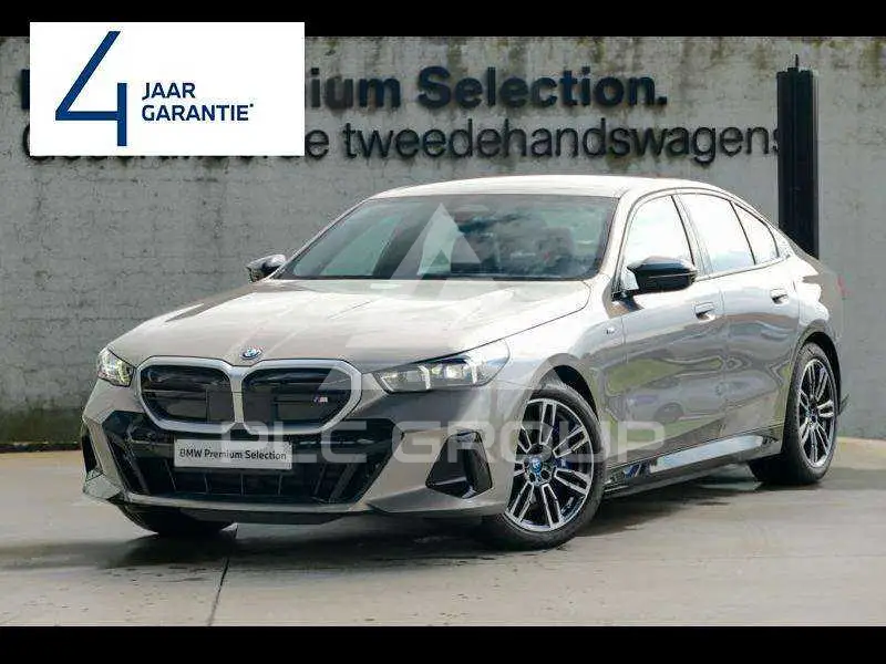 2025 BMW I5
