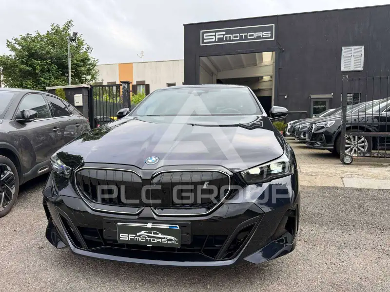 2025 BMW I5