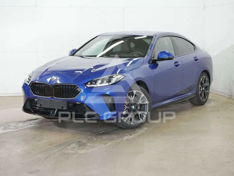 2025 BMW 220