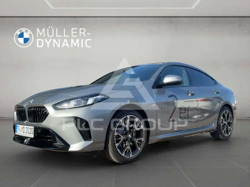 2025 BMW 220