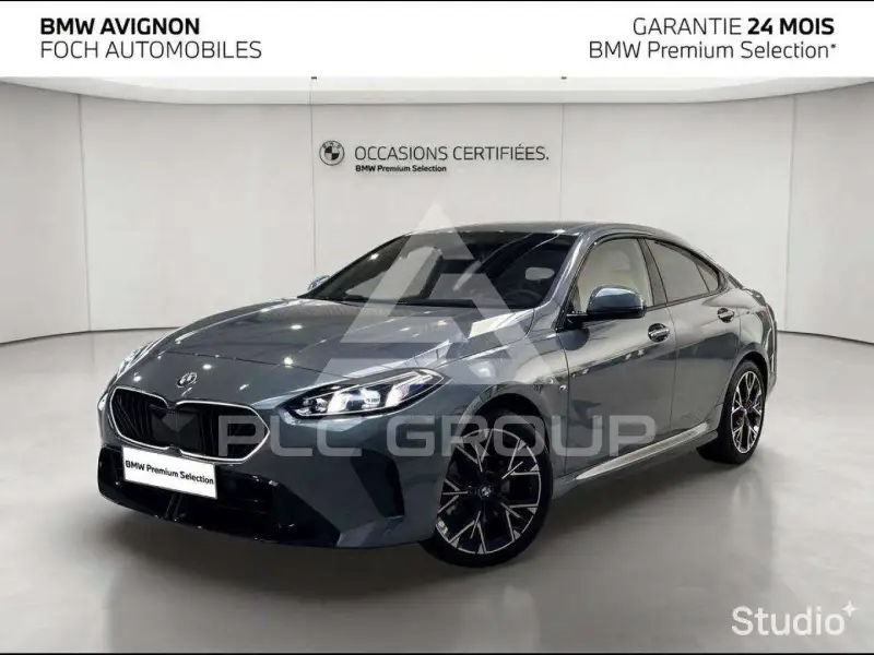 2025 BMW 220