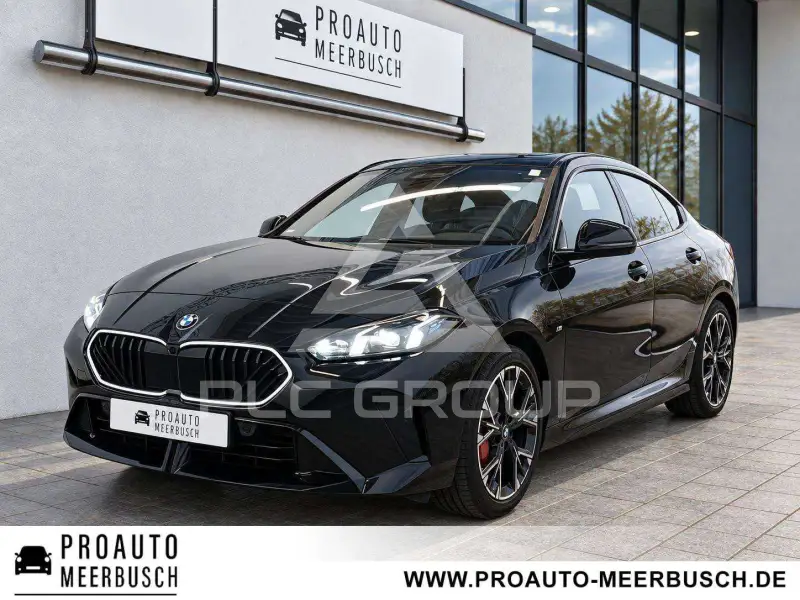 2025 BMW 220