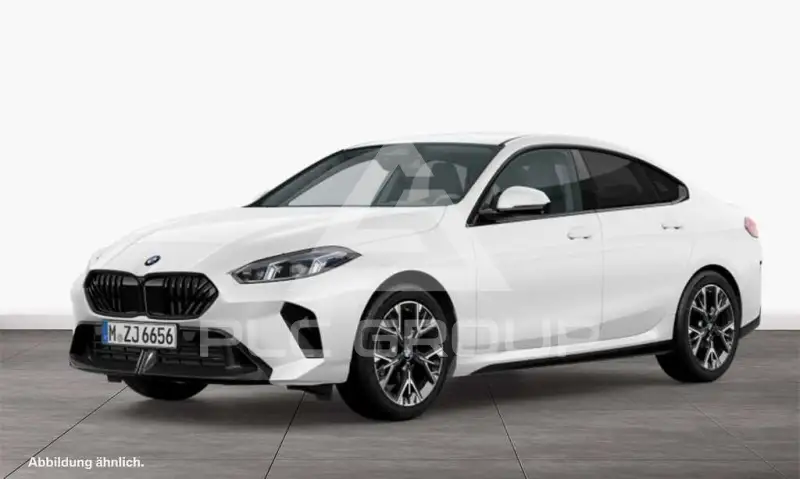 2025 BMW 220