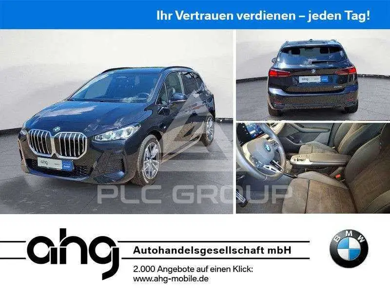 2025 BMW 220