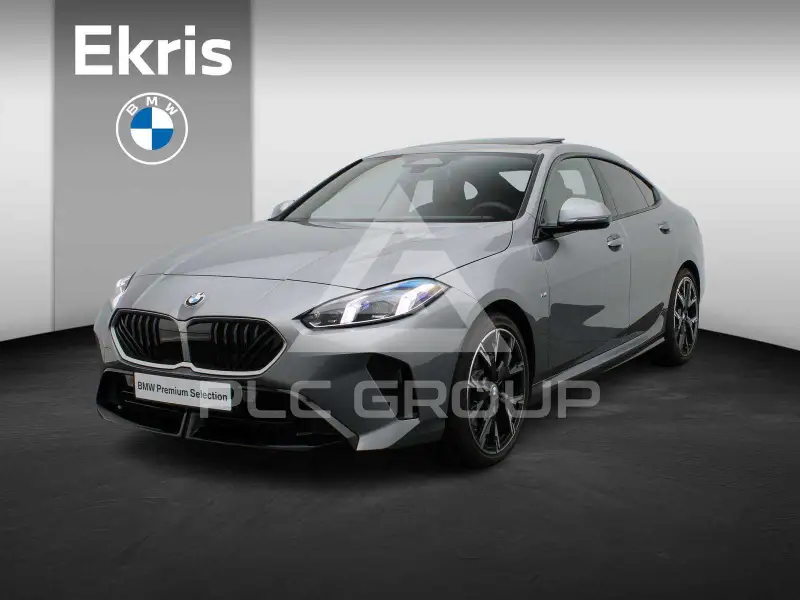 2025 BMW 220