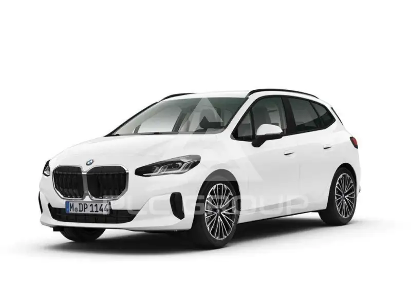 2025 BMW 220