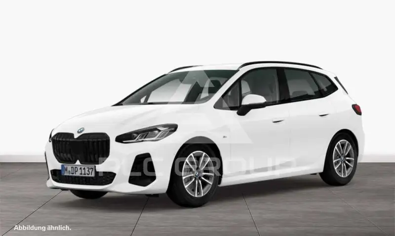 2025 BMW 220