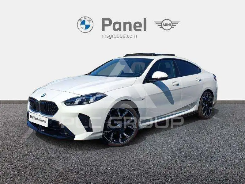 2025 BMW 220