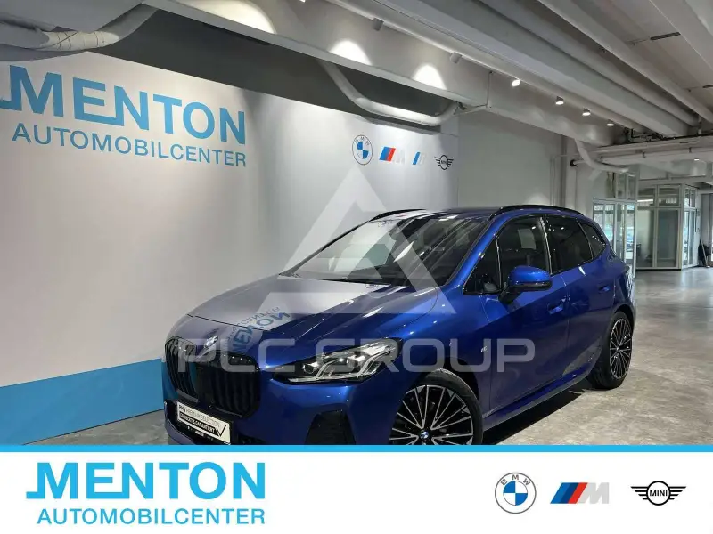 2025 BMW 220
