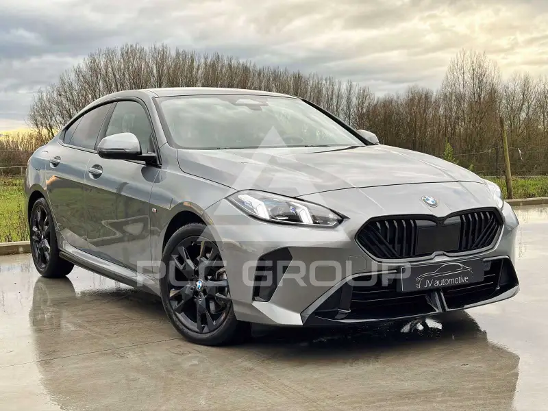 2025 BMW 220