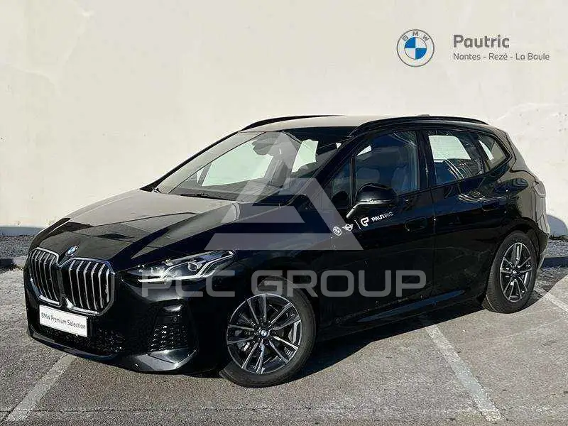 2025 BMW 220