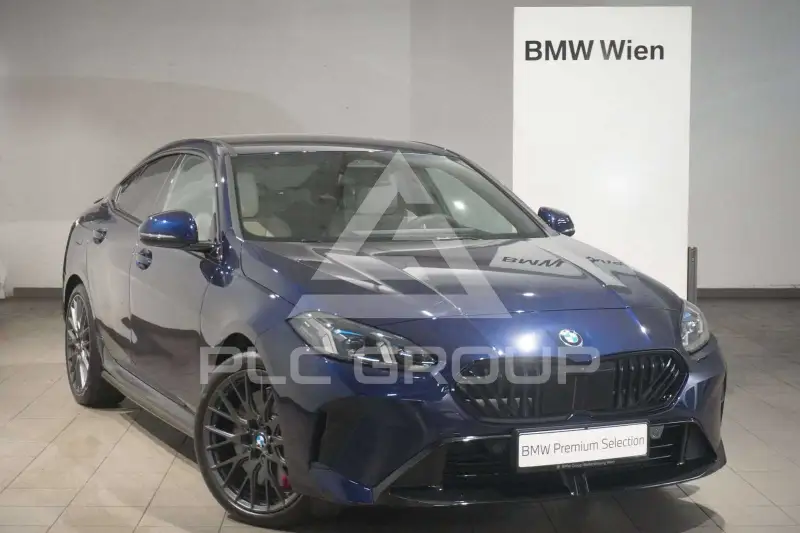 2025 BMW 220
