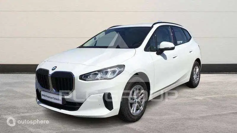 2025 BMW 220