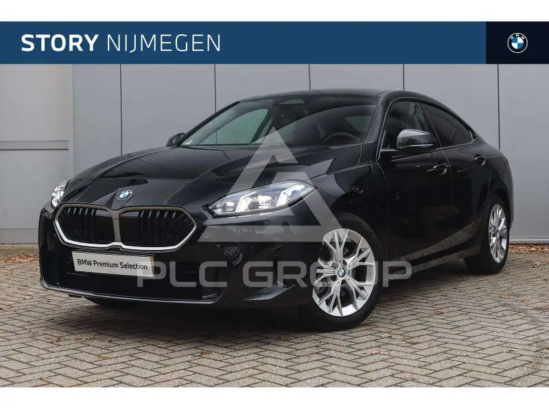 2025 BMW 220