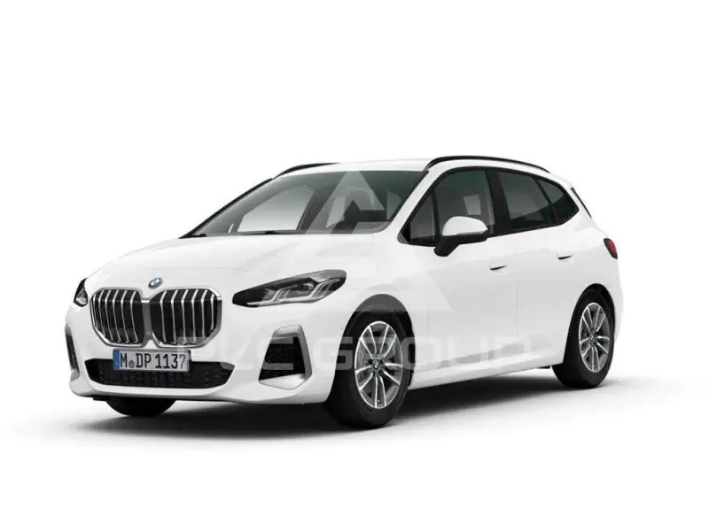 2025 BMW 220