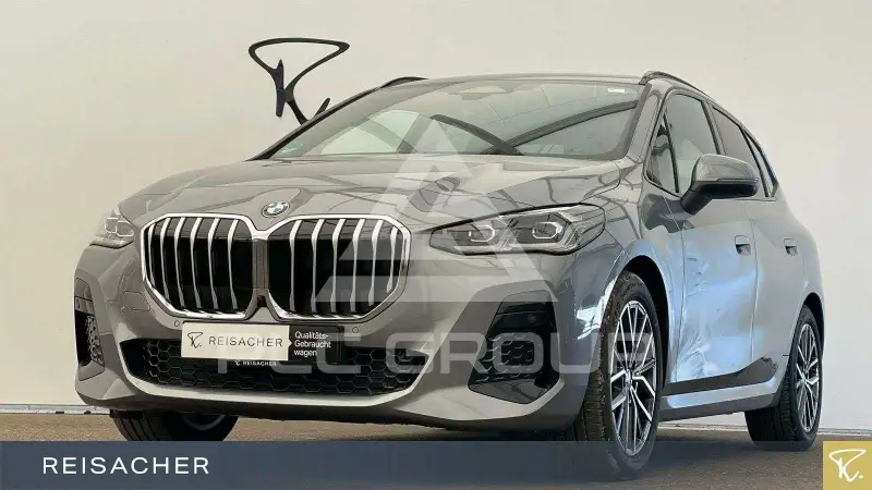 2025 BMW 220