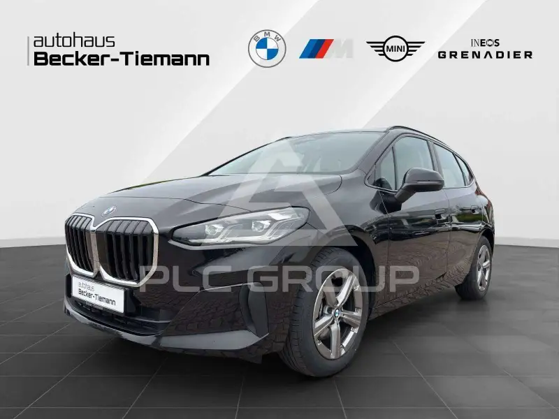 2025 BMW 220