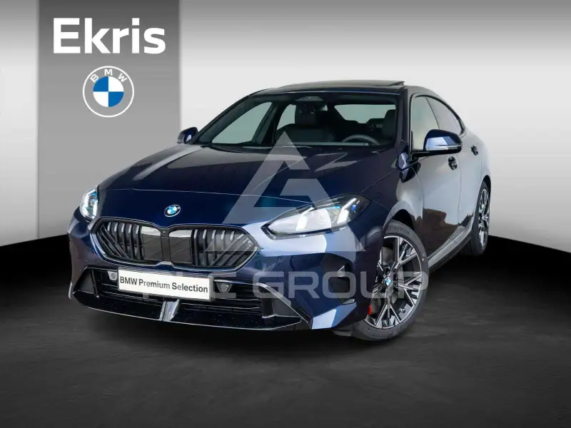 2025 BMW 220