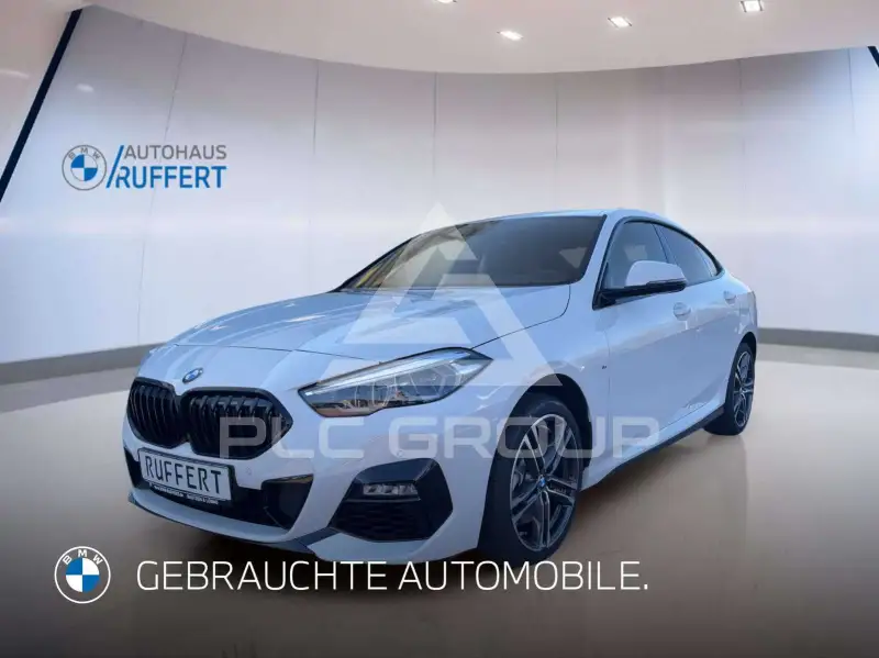 2025 BMW 220