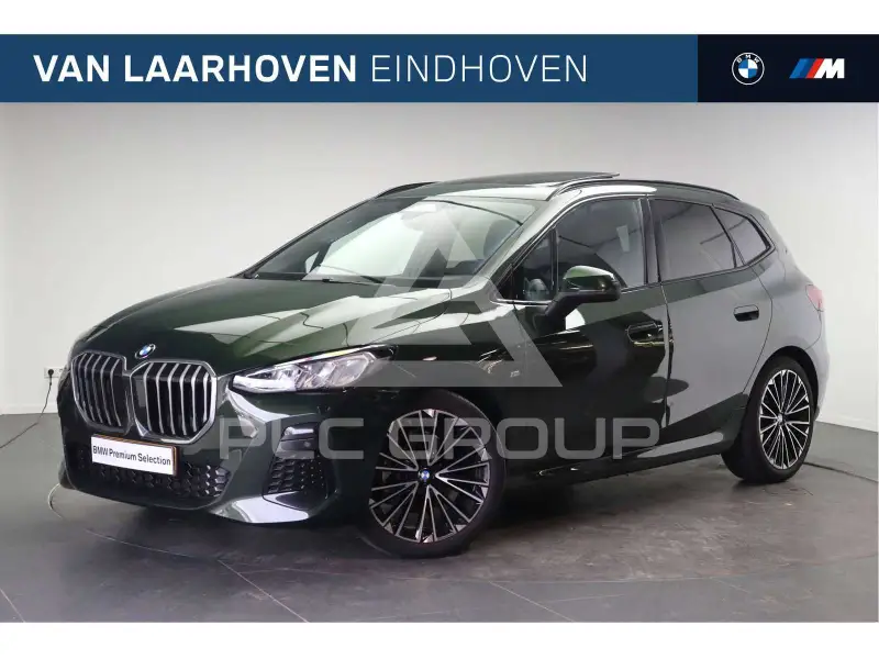 2025 BMW 220