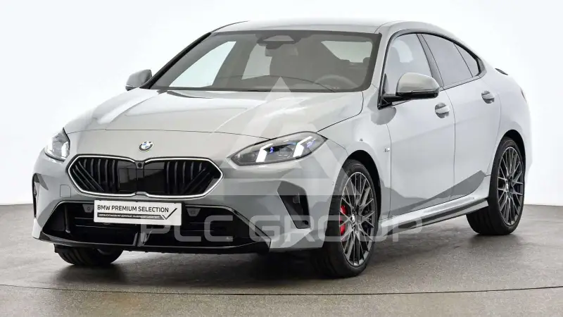 2025 BMW 220