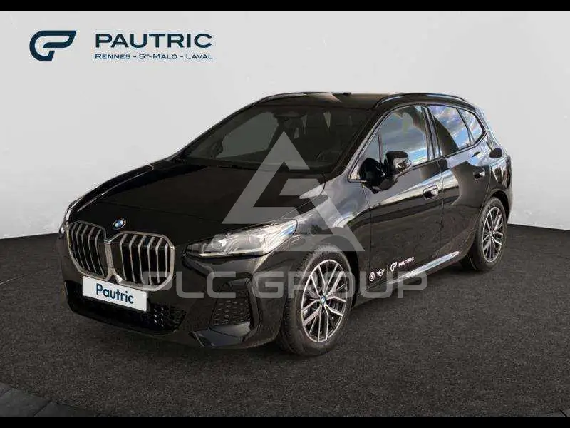2025 BMW 220