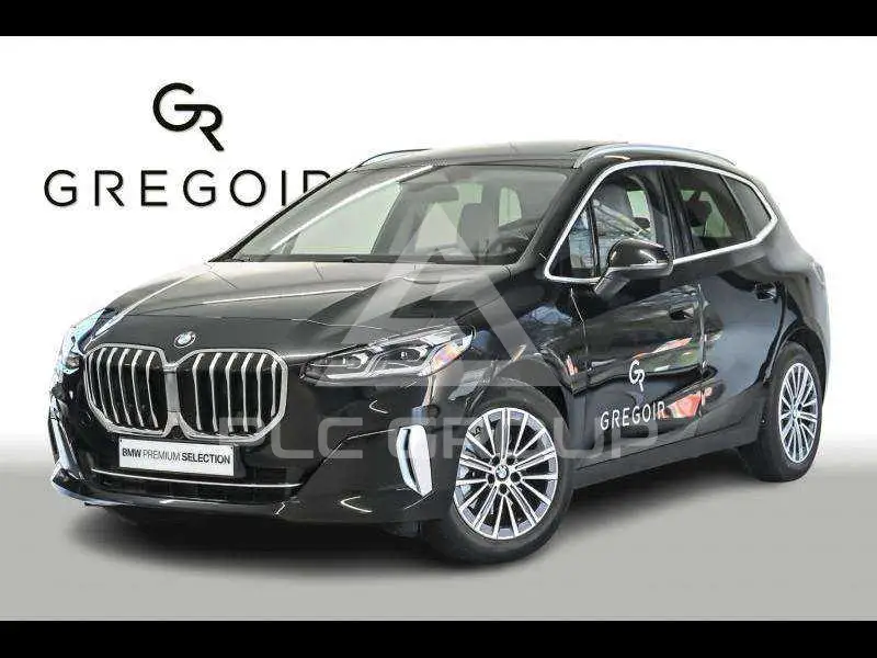2025 BMW 220