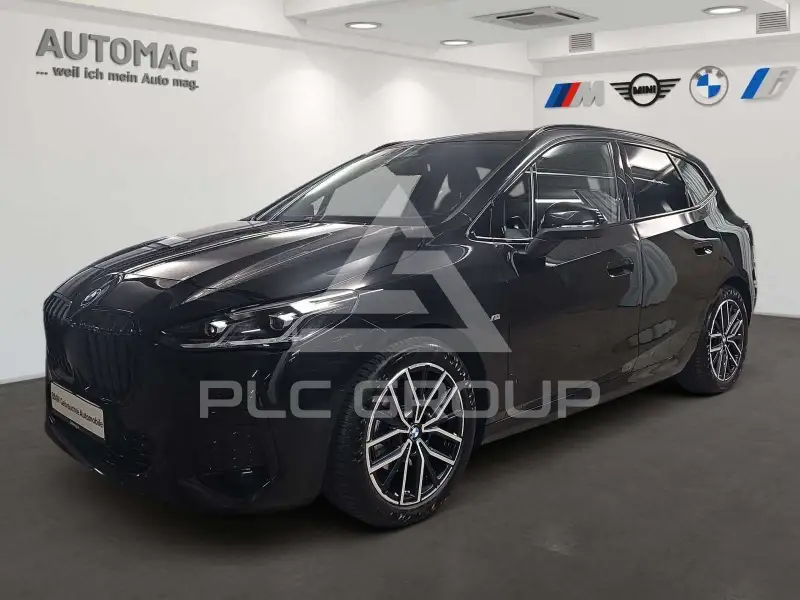 2025 BMW 220