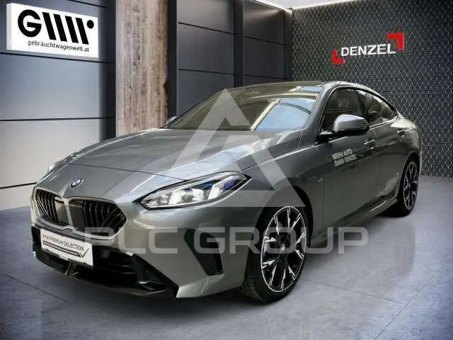 2025 BMW 220