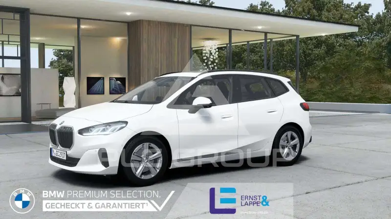2025 BMW 220