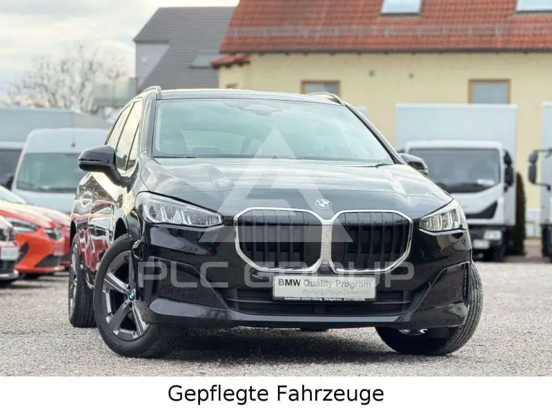 2025 BMW 220