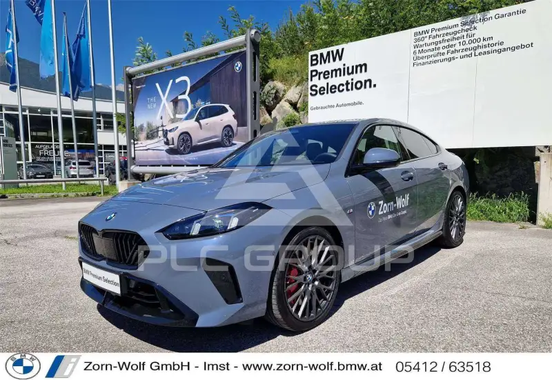 2025 BMW 220