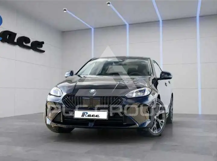 2025 BMW 220