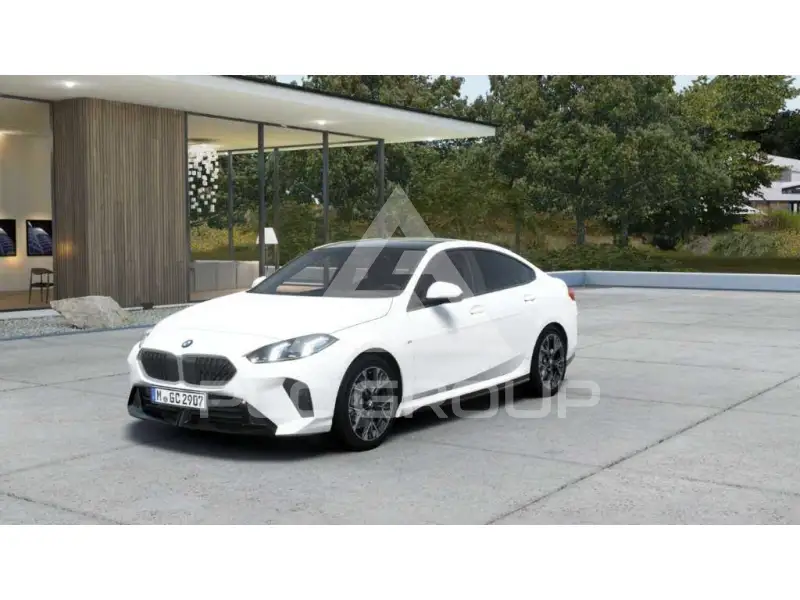 2025 BMW 220