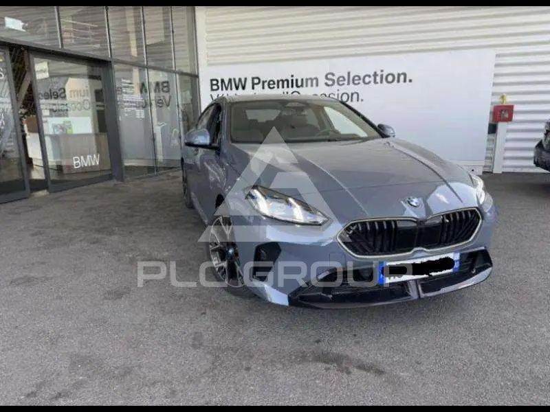 2025 BMW 220
