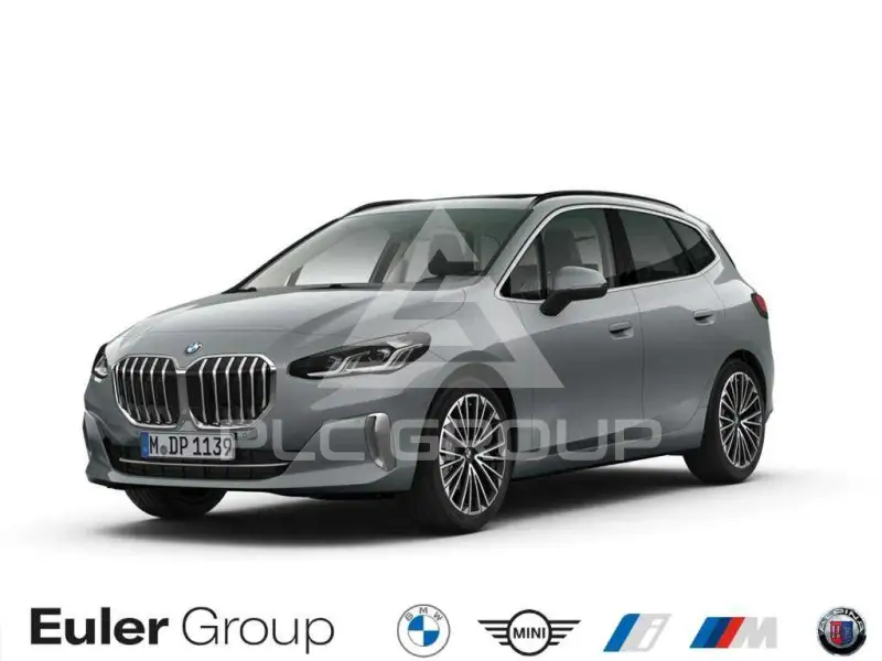 2025 BMW 220