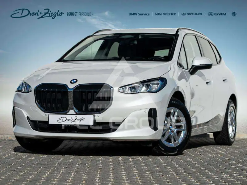 2025 BMW 220