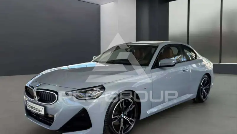 2025 BMW 220